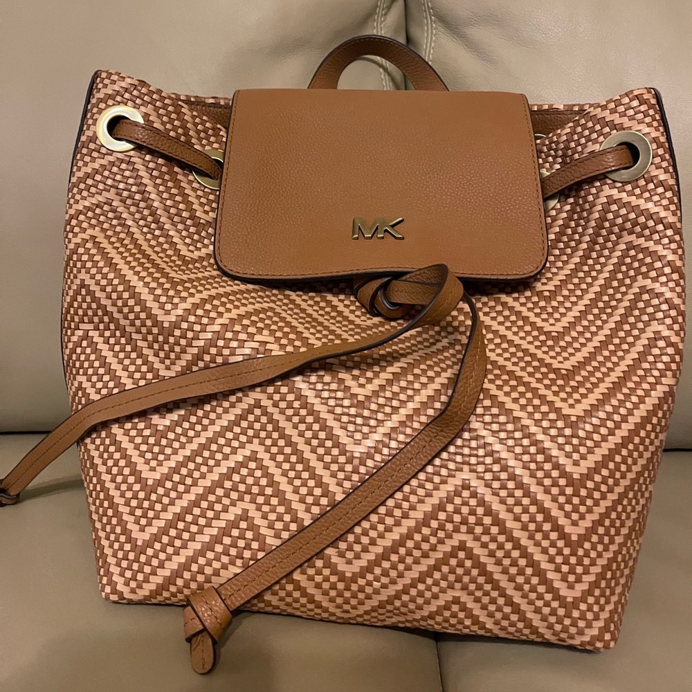 Michael Kors purse